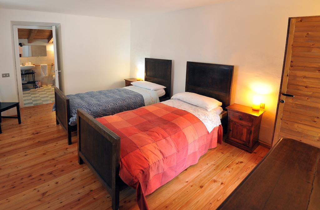 B&B Rocca Di Bajedo Pasturo Room photo